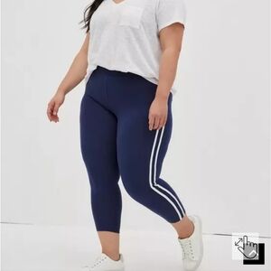 NWT Premium Crop Side Stripe Legging - Navy Blue